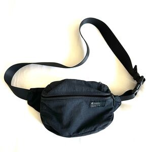 Clean Lines belt bag 2L